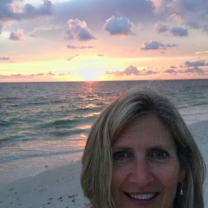 Meet your Posher, Vickie